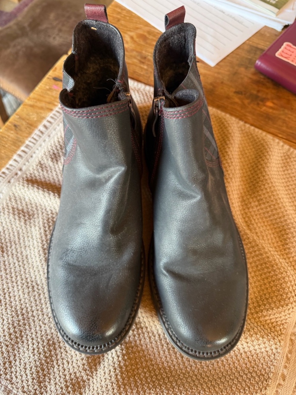 Women Black Leather Chelsea Boots with Burgundy Trim